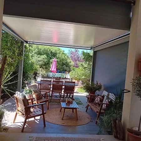 Maison Avec Grand Jardin Et Jacuzzi Proche De L'etang De Thau *